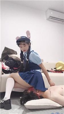 tbbclotfpt0.jpg
