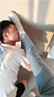 nbywj3j4vvz.jpg