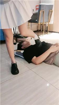 fqsste3cgx3.jpg