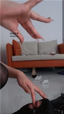 2r314txmwi0.jpg