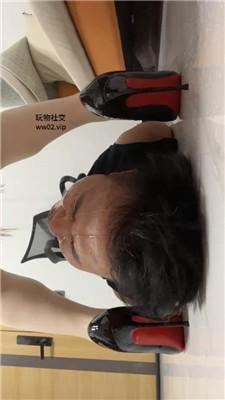 wxbdj1s4opl.jpg