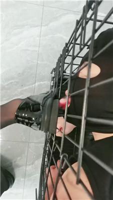 1zwnhtbqtrf.jpg