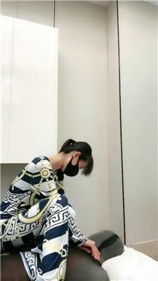 m30f2sz4ocj.jpg