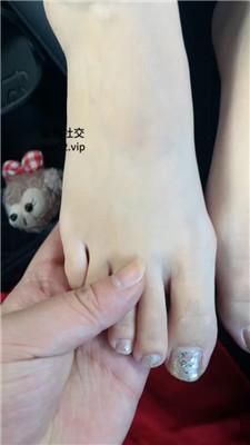 enqa2b3jk5y.jpg