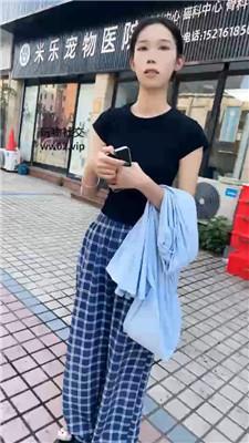 yi2mjng30f1.jpg