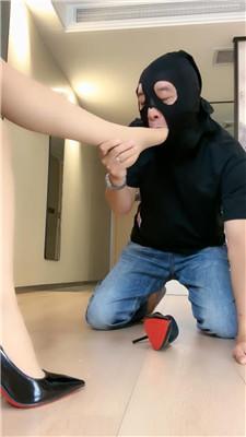 0u2hiphsysh.jpg