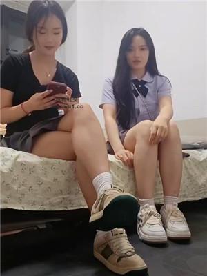 kmmpim0iva3.jpg