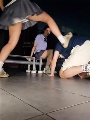 knxcahi54ke.jpg
