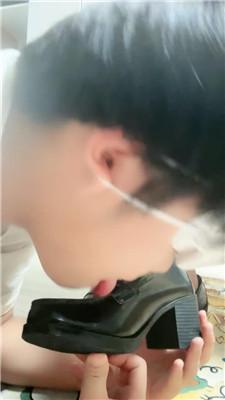 rjiyc03s5zp.jpg