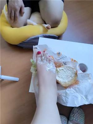 yze5pqjdria.jpg