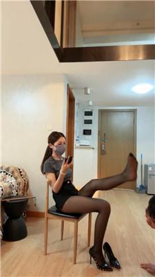mpcr1qey212.jpg