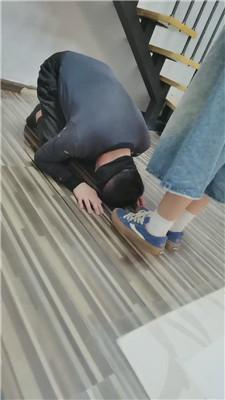 qnkcouc2aib.jpg