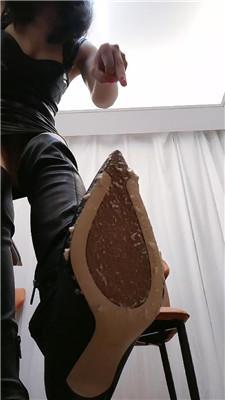 cuvfxzyb1h4.jpg