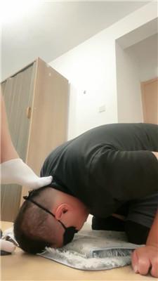 1t11tbb5ux5.jpg