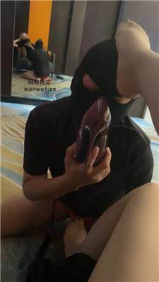 21ltuekomeo.jpg