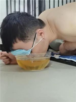kaud0j3tc25.jpg