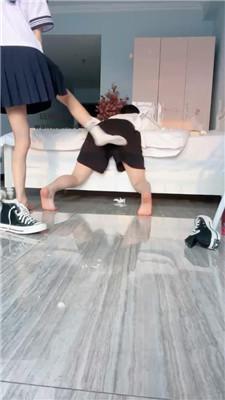 dnqp5h5nki2.jpg