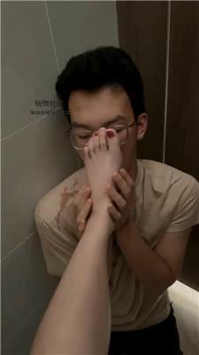 uwsudi1a0se.jpg