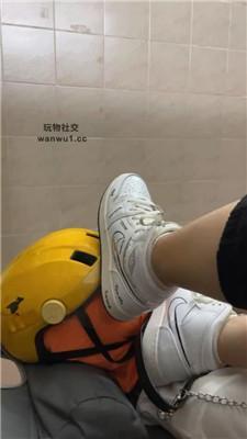 tqjr3igshk2.jpg