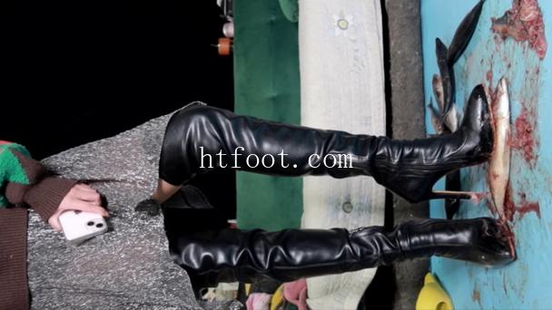 131059gz8jy6j58tjznvz8.jpg