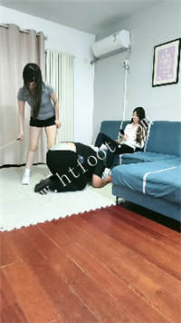 044756m2b9ff94w4999vao.jpg