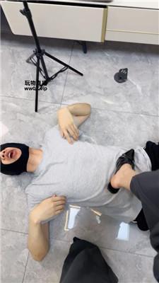 3w3radbe1qs.jpg