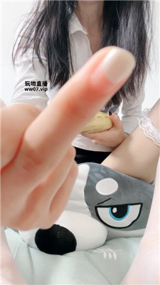 2tzzstjvaxa.jpg