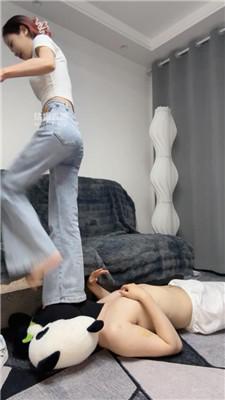 r1nwoe3ezv0.jpg