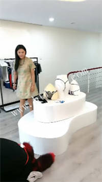 152759rzil1cas6md7cg96.jpg
