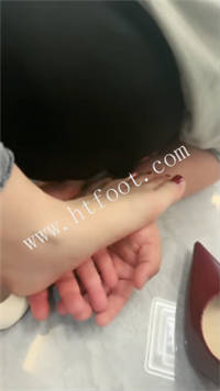 153756j20hyueu72zj0uvv.jpg