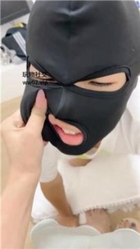 【调教视频】【莉宝儿】抽耳光/裸足蹂躏踩/喂口水/白袜塞嘴/坐脸窒息 bf44534