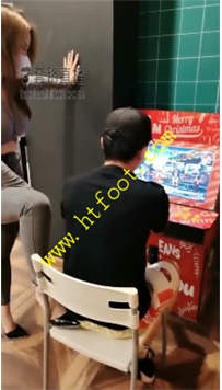 TL25304 三三】双女王街头霸凌41分钟