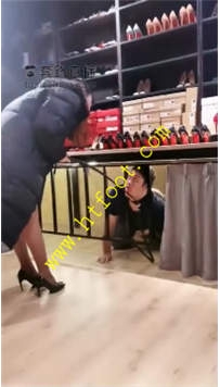TL25531 宇婉莹】看看圈养了三天的美国狗32分钟