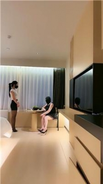 【调教视频】【小雅老师】揪耳朵/sp/黑丝高跟踩虐/喂圣水 bf44815