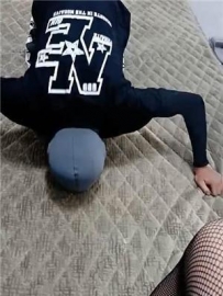 【调教视频】【姗姗】网袜美腿玩虐/戒尺sp JS240916-1