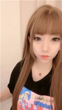【调教视频】【甜沁】小白鞋暴力踢踹【完整版】 JS241018-9
