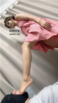 【调教视频】【狗哥】踢裆/臭脚捂脸踩/鞋抽耳光/坐脸窒息 bf44436
