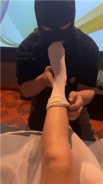 【调教视频】【素人挖掘机】女仆店开发小姐姐做S bf43986