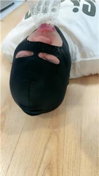 【调教视频】【安主子】情侣主-骑狗背/短靴踩/赏赐圣水/内裤套头 bf44571