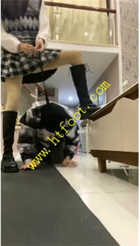 TL25799 香菜】传JK来踩胖狗狗脸30分钟
