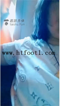 TL19698 灵犀S家奴来晚了等着挨揍吧77分钟
