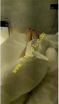 TL22802 希希子】圈养奴的早晨伺候喝晨尿垫脚伺候洗漱36分钟