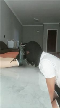【调教视频】【盈盈女S】品尝主人的原味船袜肉丝jio JS240919-26