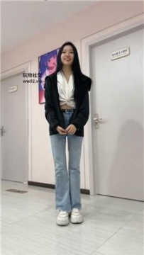 【调教视频】【狗哥】素人S夜跑后小白鞋白袜虐 bf45658