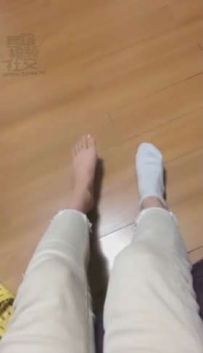 TL1949 K蛋女王 贱狗来舔脚 0413