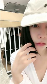 【调教视频】【黛樱】囚禁狗笼求抽耳光 JS240923-14