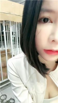 【调教视频】【黛樱】关狗笼里陪主人直播 JS240924-2