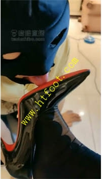 TL25630 夕微】口水恋足捆绑深喉33分钟
