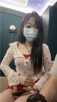 【调教视频】【狗哥】开发女仆-舔脏拖鞋/转胯狗爬/掐乳/坐脸窒息 bf44898
