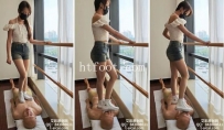 AC390 【素人S】泡芙妹妹白匡威踩踏毯子